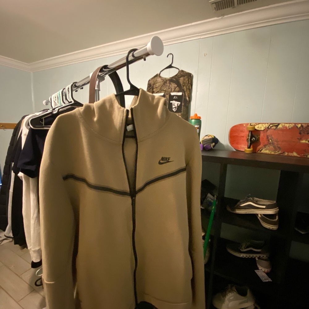Nike Beige Zip-Up Jacket